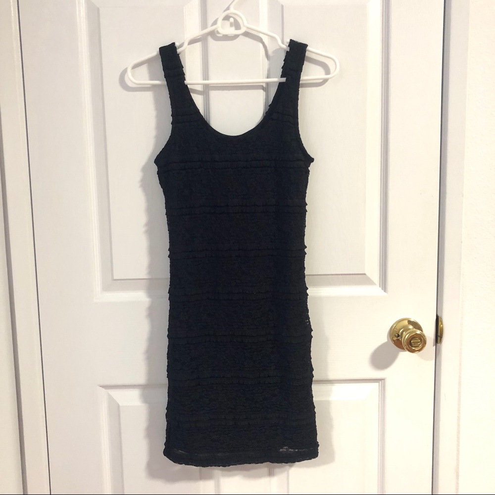 NWOT🌟Lace bodycon dress black
